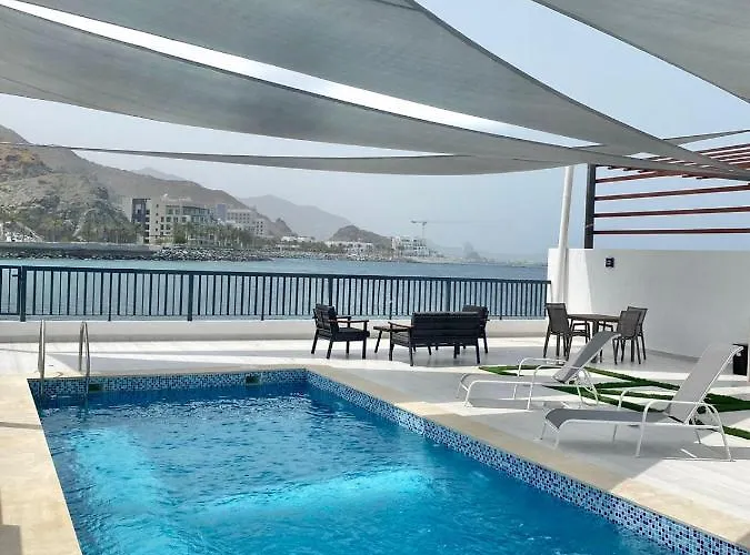 The Pearl Villa - Swimming Pool With Sea And Mountain View - Al Dana Island Fujaira