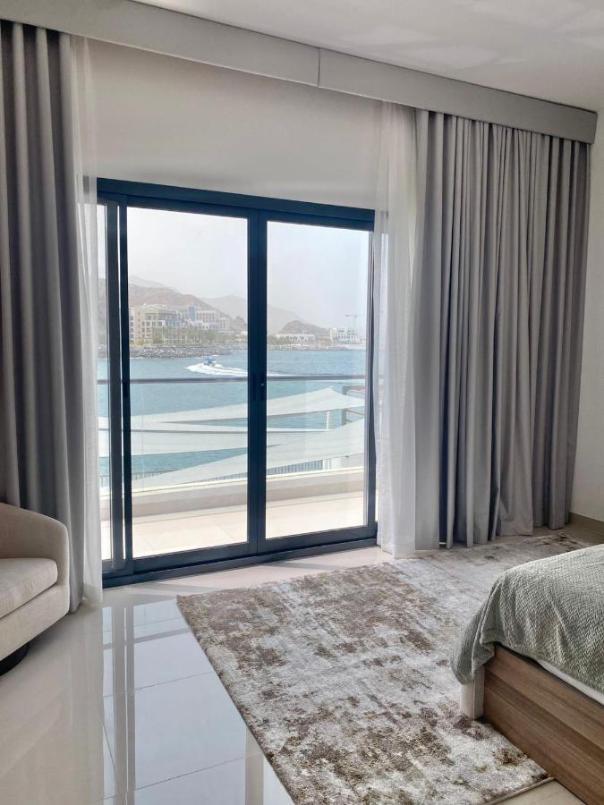The Pearl - Swimming Pool With Sea And Mountain View - Al Dana Island *